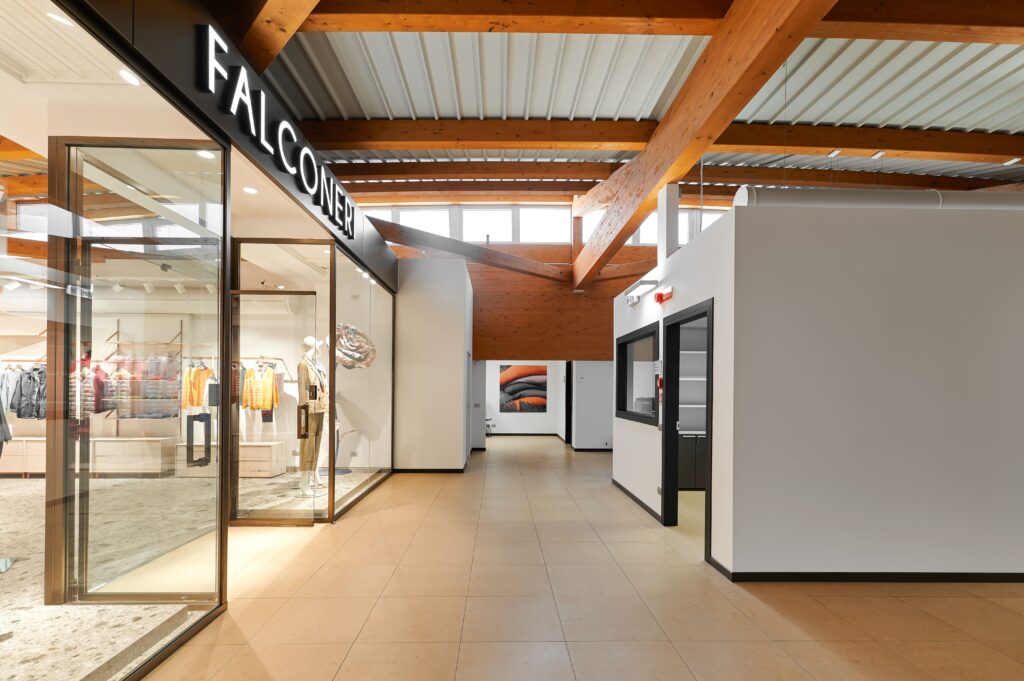 negozio falconeri